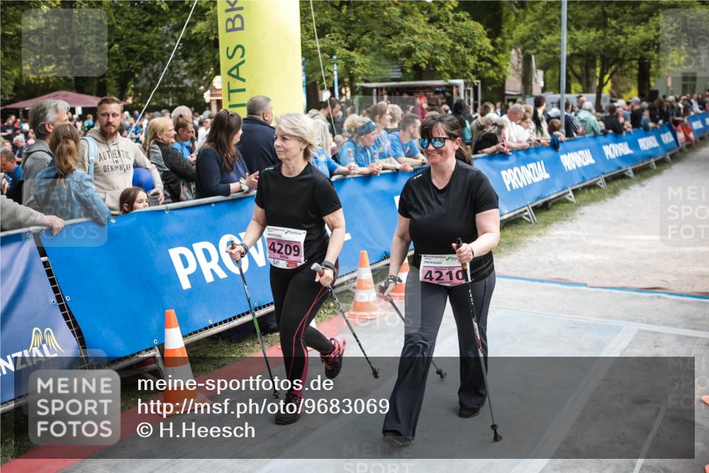 09.05.2026 - Störlauf H.Heesch http://msf.ph/oto/9683069 09.05.2026 18:21:04 Ziel 4209, 4210 meine-sportfotos.de
