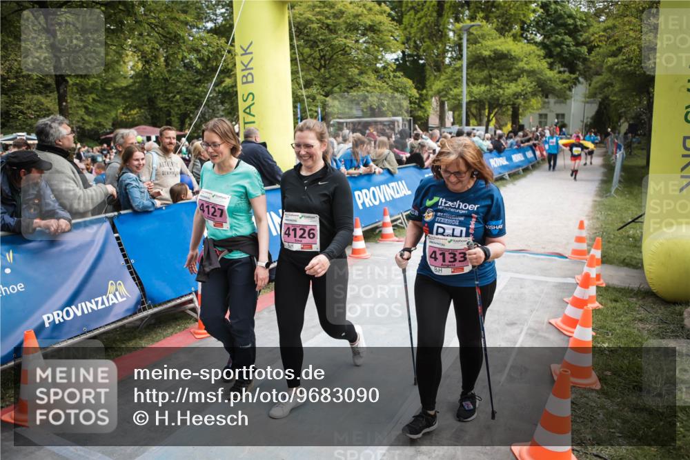 09.05.2026 - Störlauf H.Heesch http://msf.ph/oto/9683090 09.05.2026 18:21:45 Ziel 4127, 4126, 4133 meine-sportfotos.de
