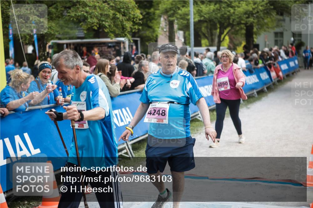 09.05.2026 - Störlauf H.Heesch http://msf.ph/oto/9683103 09.05.2026 18:22:00 Ziel 4248, 4090 meine-sportfotos.de