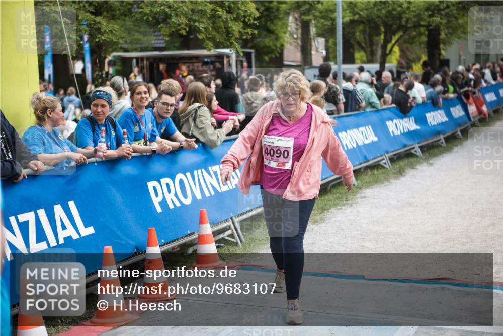 09.05.2026 - Störlauf H.Heesch http://msf.ph/oto/9683107 09.05.2026 18:22:02 Ziel 4090 meine-sportfotos.de