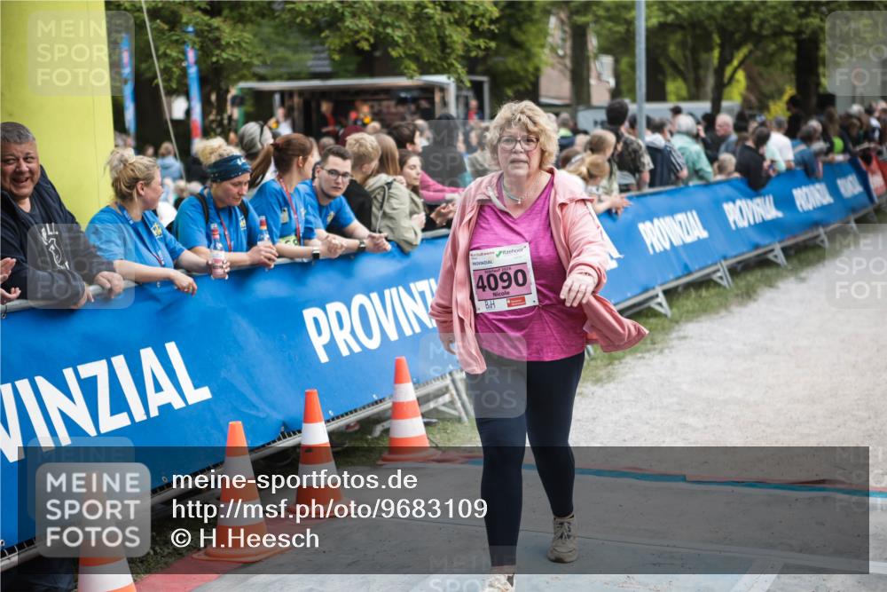 09.05.2026 - Störlauf H.Heesch http://msf.ph/oto/9683109 09.05.2026 18:22:03 Ziel 4090 meine-sportfotos.de