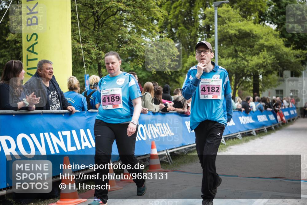 09.05.2026 - Störlauf H.Heesch http://msf.ph/oto/9683131 09.05.2026 18:22:37 Ziel 2026, 4189, 4182 meine-sportfotos.de