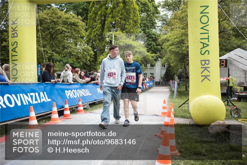 09.05.2026 - Störlauf H.Heesch http://msf.ph/oto/9683146 09.05.2026 18:23:40 Ziel 4234, 4231 meine-sportfotos.de