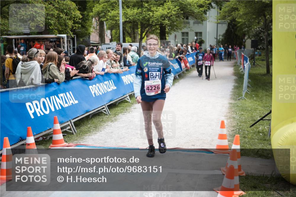 09.05.2026 - Störlauf H.Heesch http://msf.ph/oto/9683151 09.05.2026 18:24:21 Ziel 4226, 4254 meine-sportfotos.de