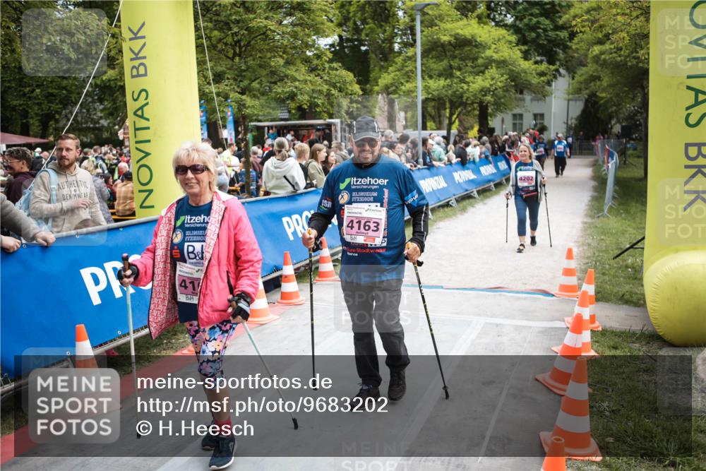 09.05.2026 - Störlauf H.Heesch http://msf.ph/oto/9683202 09.05.2026 18:25:41 Ziel 4163, 41, 4202 meine-sportfotos.de