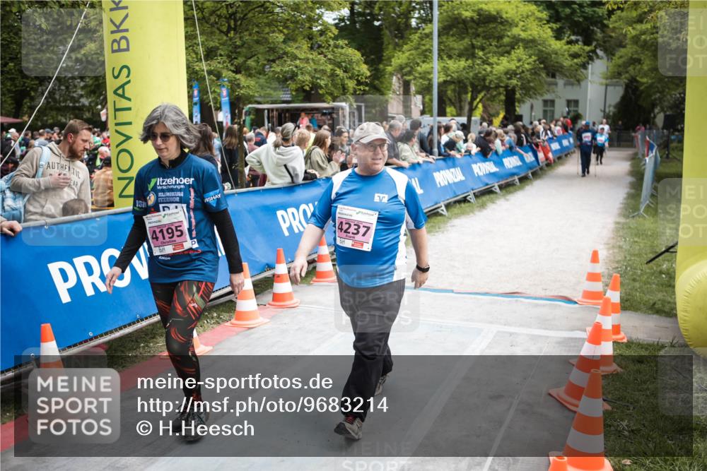 09.05.2026 - Störlauf H.Heesch http://msf.ph/oto/9683214 09.05.2026 18:25:56 Ziel 4195, 4237 meine-sportfotos.de