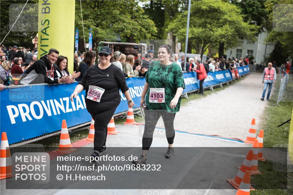 09.05.2026 - Störlauf H.Heesch http://msf.ph/oto/9683232 09.05.2026 18:28:36 Ziel 4098, 4103 meine-sportfotos.de