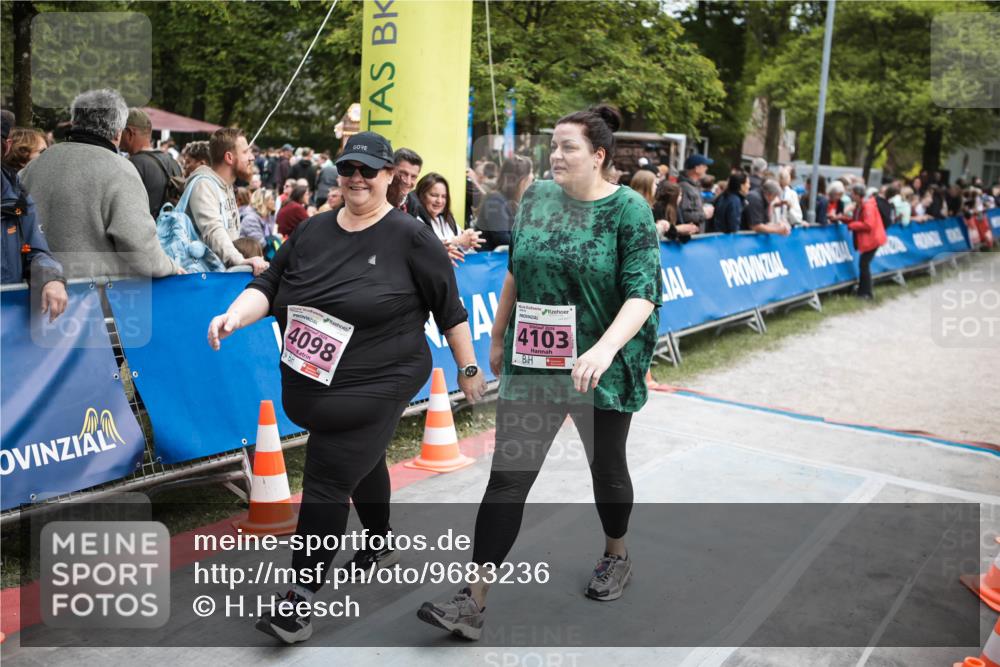 09.05.2026 - Störlauf H.Heesch http://msf.ph/oto/9683236 09.05.2026 18:28:37 Ziel 4098, 4103 meine-sportfotos.de
