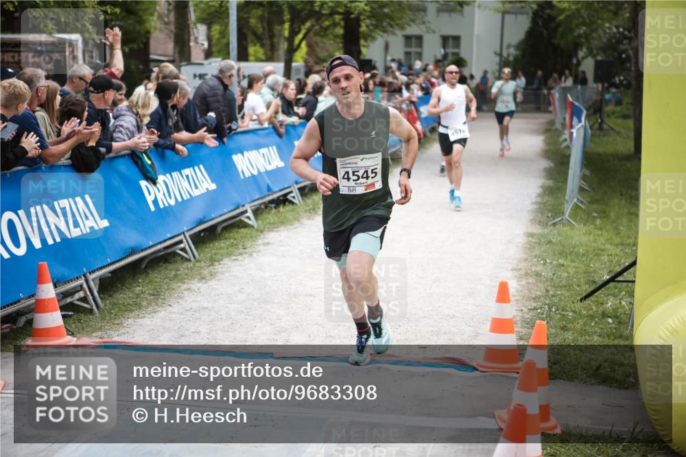 09.05.2026 - Störlauf H.Heesch http://msf.ph/oto/9683308 09.05.2026 18:38:49 Ziel 4545, 4576 meine-sportfotos.de
