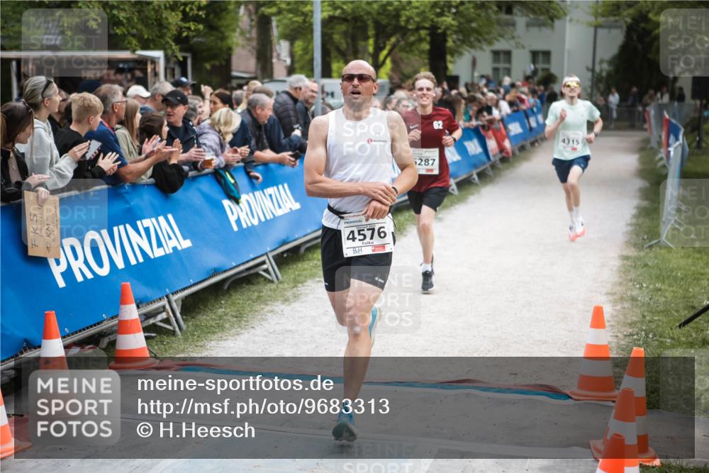 09.05.2026 - Störlauf H.Heesch http://msf.ph/oto/9683313 09.05.2026 18:38:52 Ziel 4576, 5287, 4315 meine-sportfotos.de