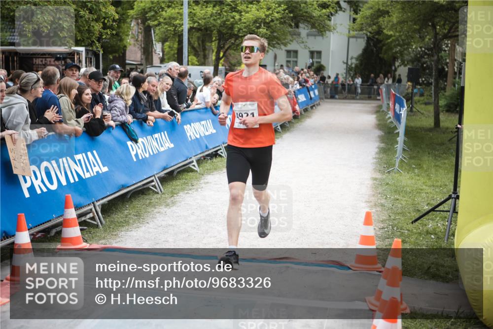 09.05.2026 - Störlauf H.Heesch http://msf.ph/oto/9683326 09.05.2026 18:39:36 Ziel 1971 meine-sportfotos.de