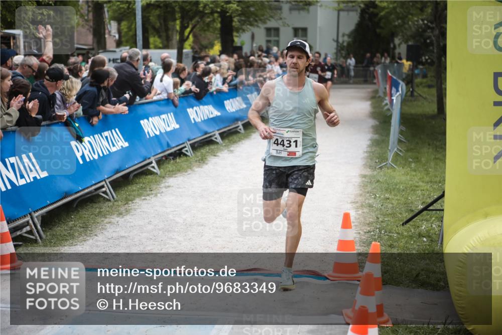 09.05.2026 - Störlauf H.Heesch http://msf.ph/oto/9683349 09.05.2026 18:40:54 Ziel 4431 meine-sportfotos.de