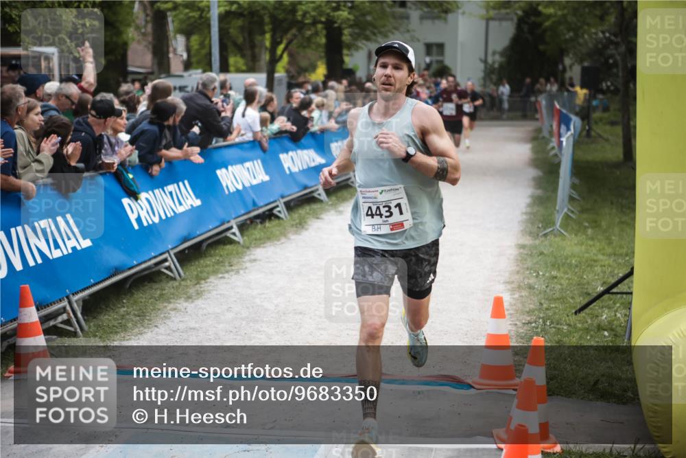 09.05.2026 - Störlauf H.Heesch http://msf.ph/oto/9683350 09.05.2026 18:40:54 Ziel 4431 meine-sportfotos.de