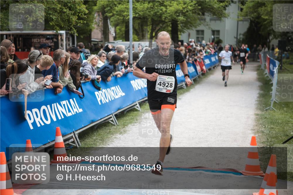 09.05.2026 - Störlauf H.Heesch http://msf.ph/oto/9683549 09.05.2026 18:45:04 Ziel 2, 4928 meine-sportfotos.de