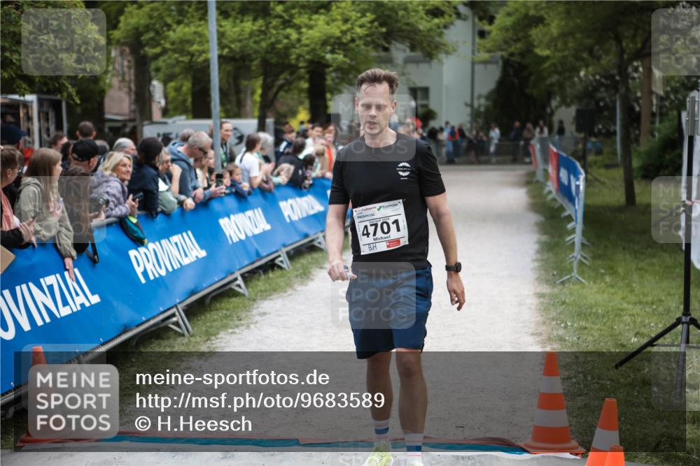 09.05.2026 - Störlauf H.Heesch http://msf.ph/oto/9683589 09.05.2026 18:46:00 Ziel 4701 meine-sportfotos.de