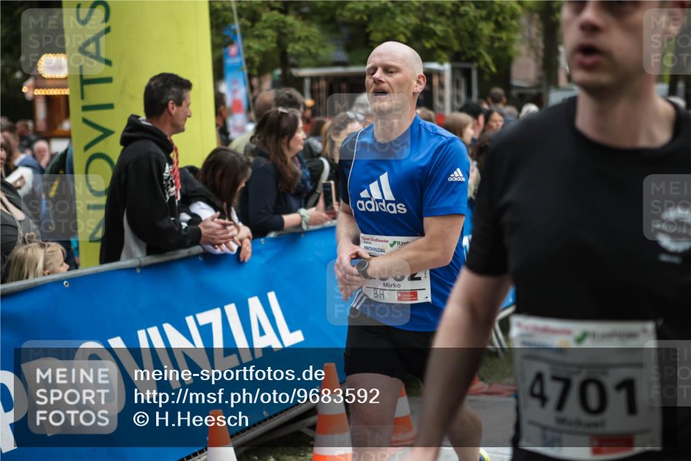 09.05.2026 - Störlauf H.Heesch http://msf.ph/oto/9683592 09.05.2026 18:46:02 Ziel 4701 meine-sportfotos.de