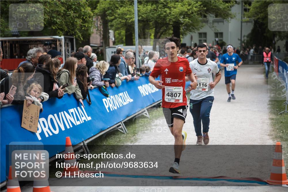 09.05.2026 - Störlauf H.Heesch http://msf.ph/oto/9683634 09.05.2026 18:46:57 Ziel 4807, 116, 5237 meine-sportfotos.de