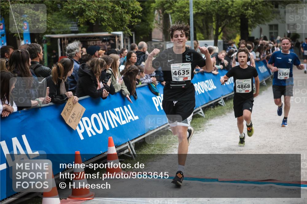 09.05.2026 - Störlauf H.Heesch http://msf.ph/oto/9683645 09.05.2026 18:47:13 Ziel 4635, 4868, 5304 meine-sportfotos.de