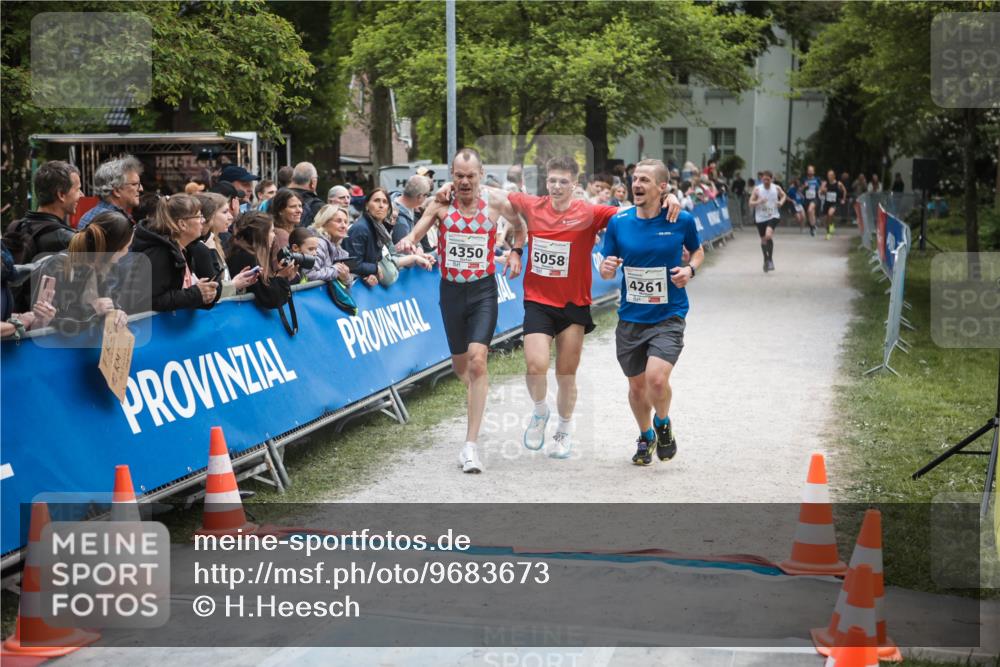 09.05.2026 - Störlauf H.Heesch http://msf.ph/oto/9683673 09.05.2026 18:47:38 Ziel 14825, 4350, 5058, 4261 meine-sportfotos.de