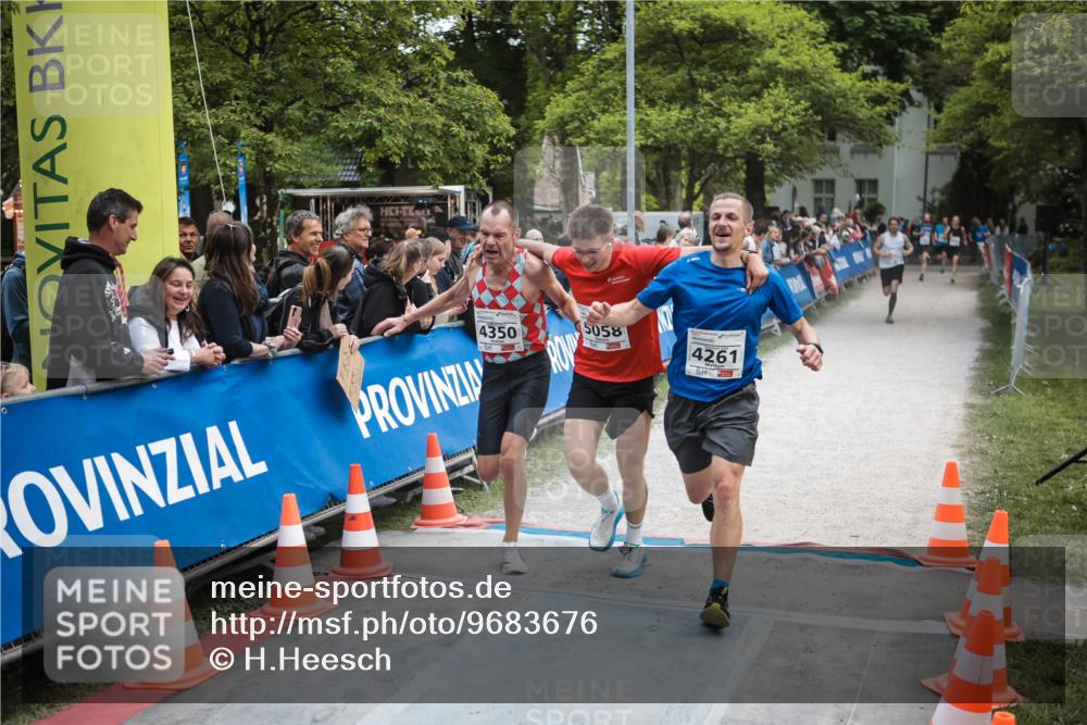 09.05.2026 - Störlauf H.Heesch http://msf.ph/oto/9683676 09.05.2026 18:47:39 Ziel 0, 4350, 5058, 4261 meine-sportfotos.de
