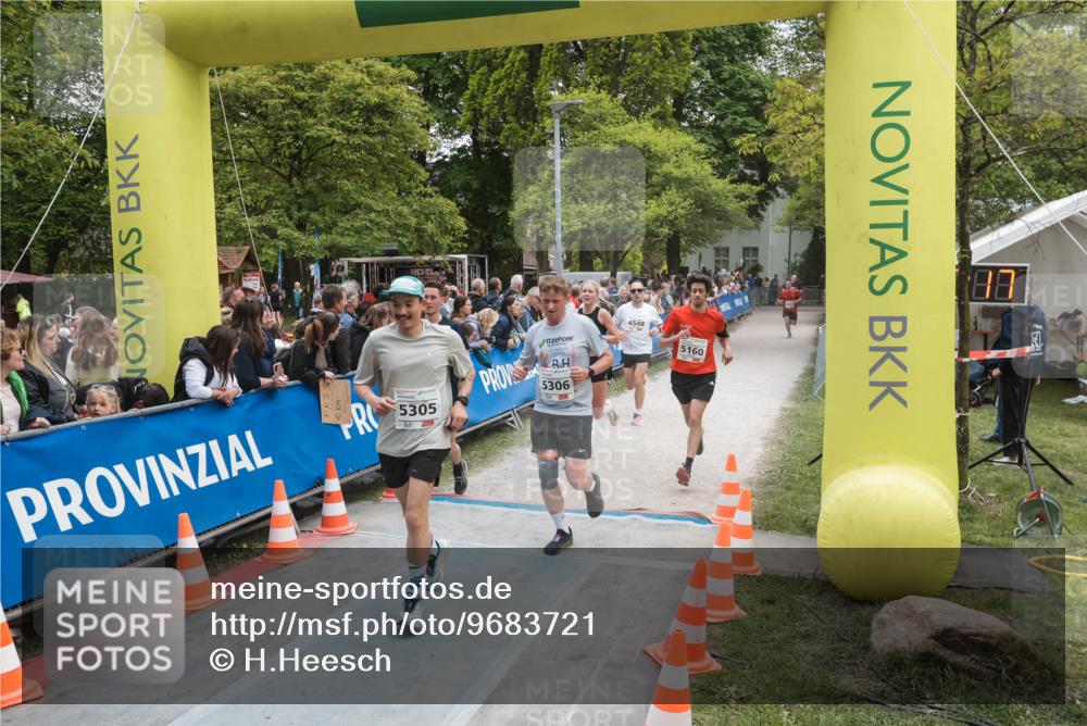 09.05.2026 - Störlauf H.Heesch http://msf.ph/oto/9683721 09.05.2026 18:50:13 Ziel 10, 5305, 5306 meine-sportfotos.de