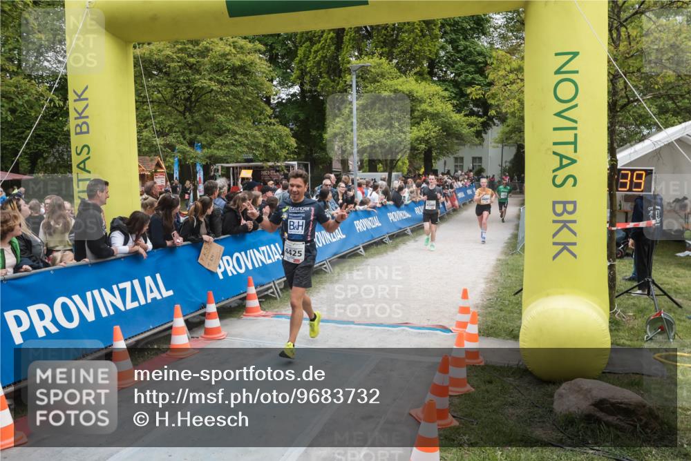 09.05.2026 - Störlauf H.Heesch http://msf.ph/oto/9683732 09.05.2026 18:50:36 Ziel 10, 89, 84 meine-sportfotos.de