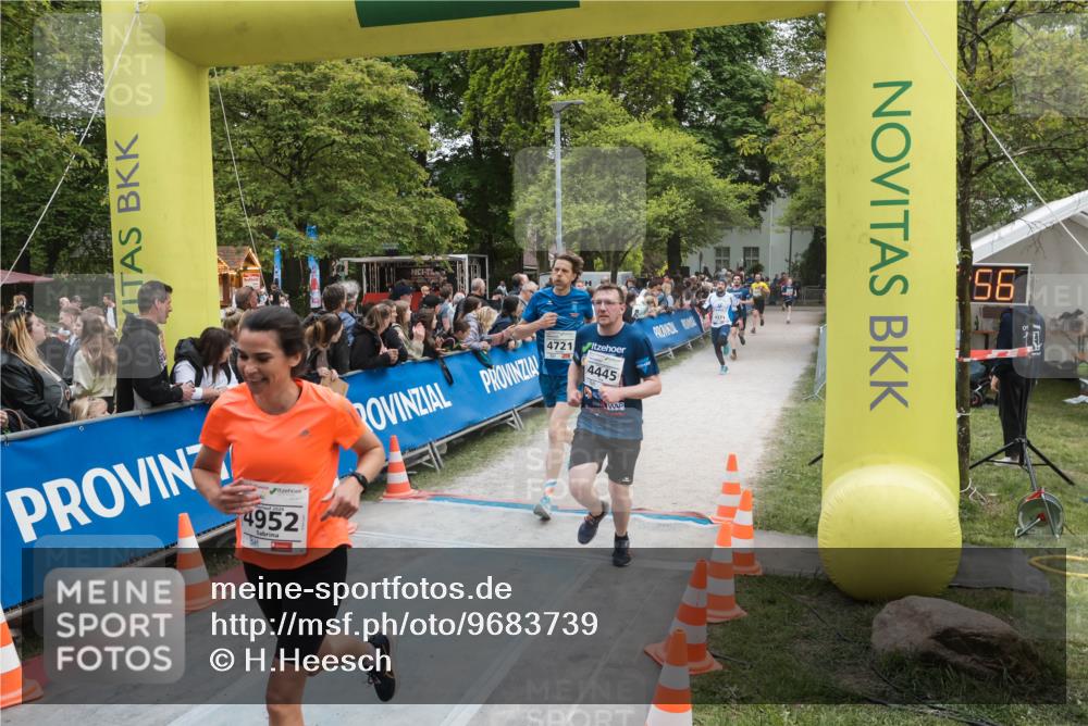 09.05.2026 - Störlauf H.Heesch http://msf.ph/oto/9683739 09.05.2026 18:50:52 Ziel 4952, 4721, 4445 meine-sportfotos.de