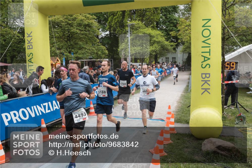 09.05.2026 - Störlauf H.Heesch http://msf.ph/oto/9683842 09.05.2026 18:54:55 Ziel 4493, 5188, 4748, 460, 59 meine-sportfotos.de
