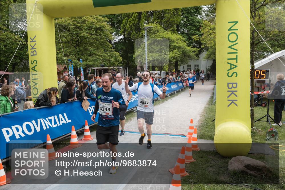 09.05.2026 - Störlauf H.Heesch http://msf.ph/oto/9683874 09.05.2026 18:56:02 Ziel 4343, 4847, 05, 1 meine-sportfotos.de