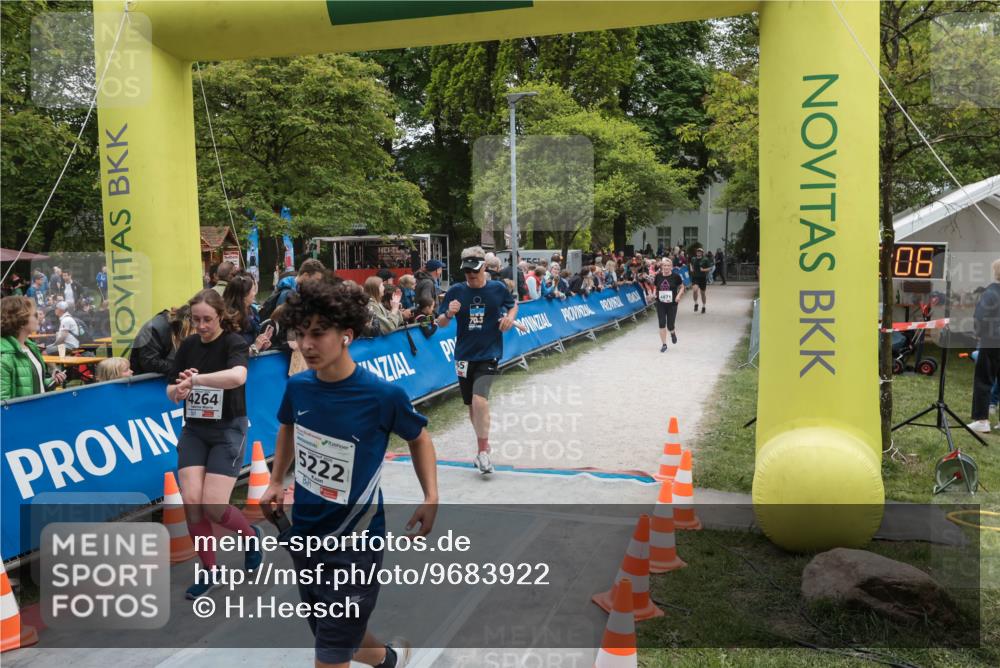 09.05.2026 - Störlauf H.Heesch http://msf.ph/oto/9683922 09.05.2026 18:58:03 Ziel 4264, 5222, 06 meine-sportfotos.de
