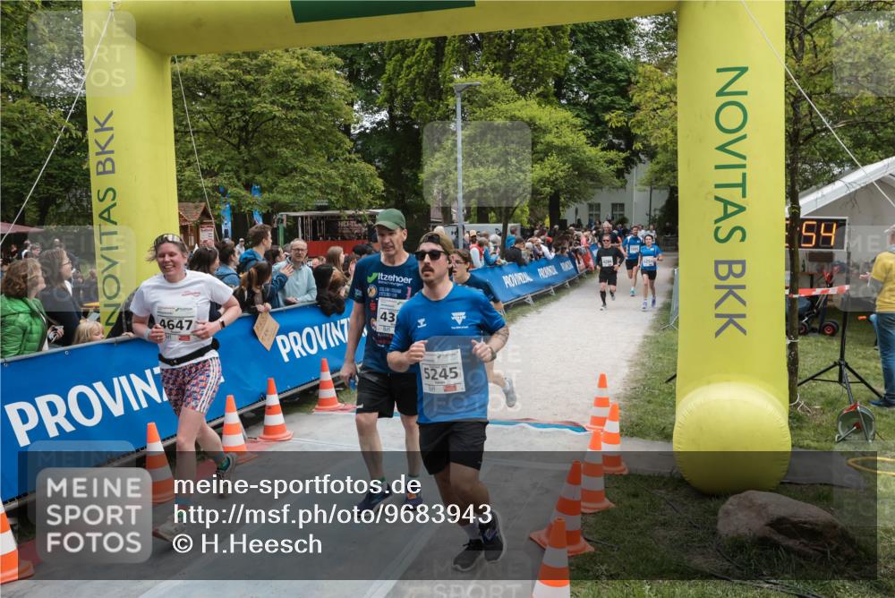 09.05.2026 - Störlauf H.Heesch http://msf.ph/oto/9683943 09.05.2026 18:58:50 Ziel 4647, 43, 5245 meine-sportfotos.de