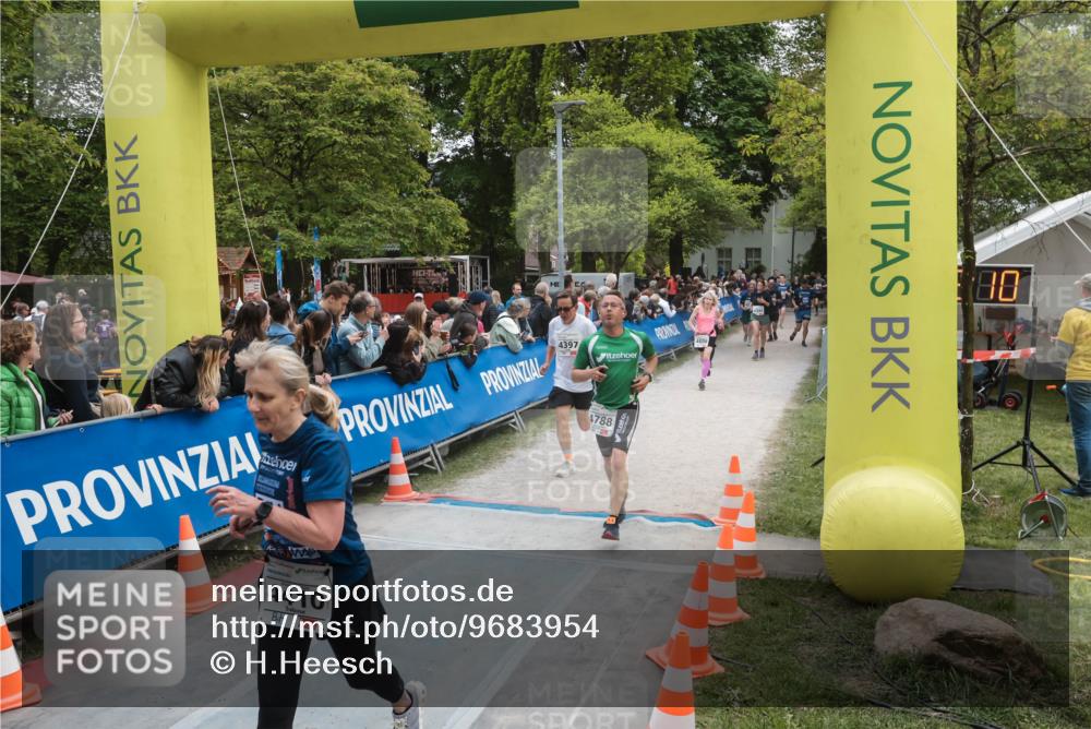 09.05.2026 - Störlauf H.Heesch http://msf.ph/oto/9683954 09.05.2026 18:59:06 Ziel 4397, 4410, 4788, 4608, 80 meine-sportfotos.de
