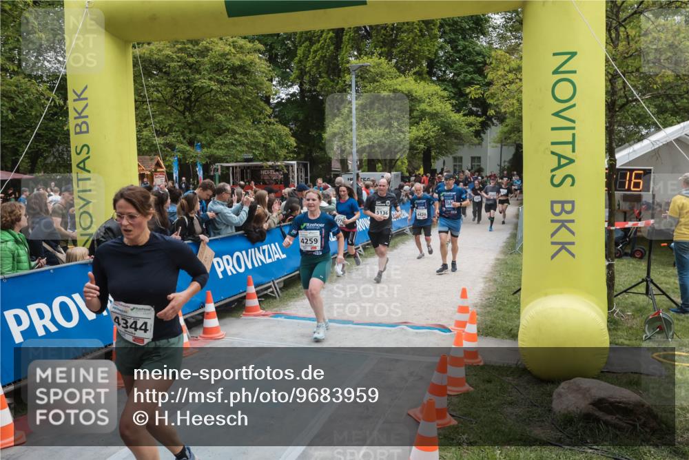 09.05.2026 - Störlauf H.Heesch http://msf.ph/oto/9683959 09.05.2026 18:59:12 Ziel 4344, 4259, 86 meine-sportfotos.de