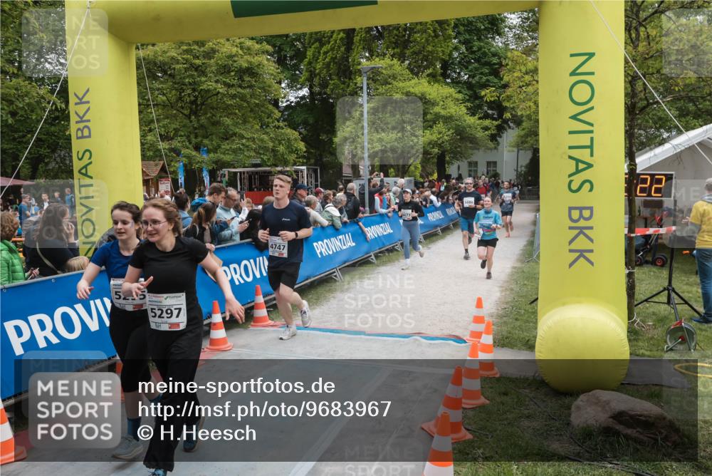 09.05.2026 - Störlauf H.Heesch http://msf.ph/oto/9683967 09.05.2026 18:59:19 Ziel 55, 5297, 4747, 88 meine-sportfotos.de