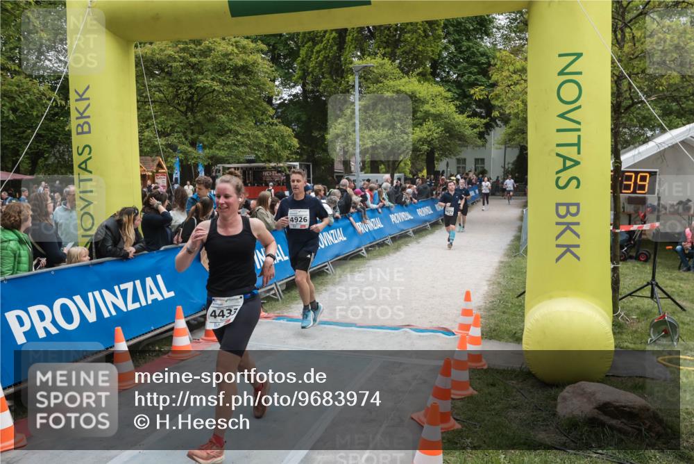 09.05.2026 - Störlauf H.Heesch http://msf.ph/oto/9683974 09.05.2026 18:59:35 Ziel 4433, 4926, 89 meine-sportfotos.de