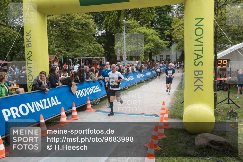 09.05.2026 - Störlauf H.Heesch http://msf.ph/oto/9683998 09.05.2026 19:00:35 Ziel 425, 89 meine-sportfotos.de