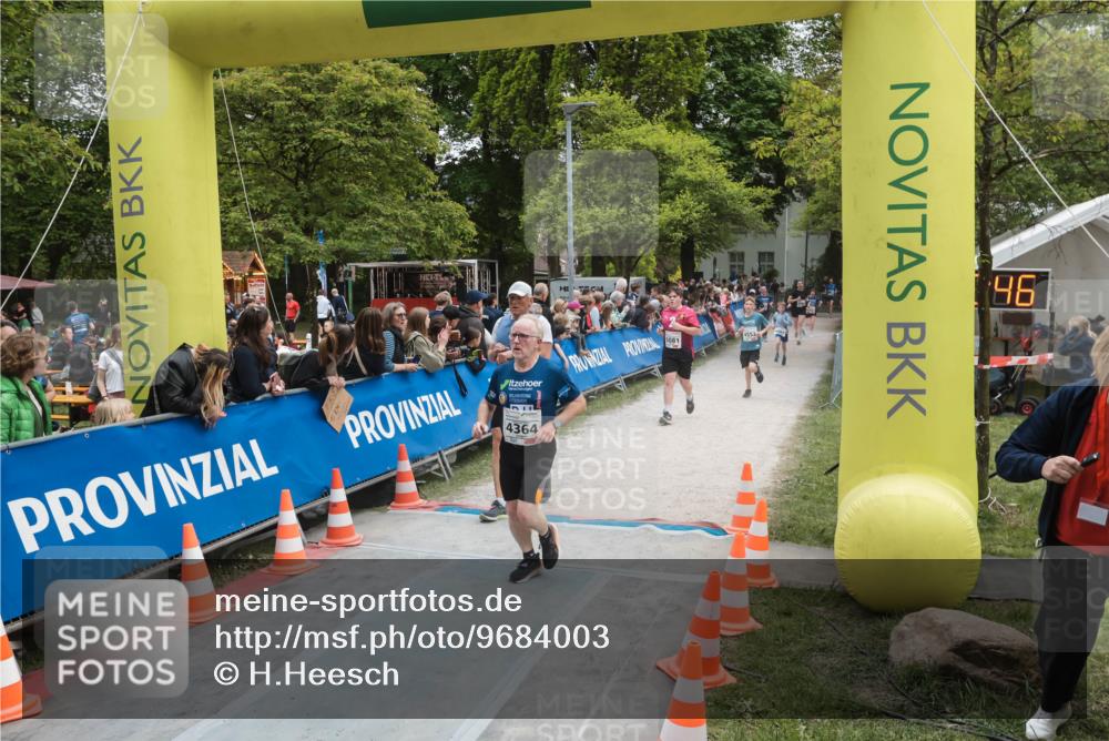 09.05.2026 - Störlauf H.Heesch http://msf.ph/oto/9684003 09.05.2026 19:00:42 Ziel 4364, 98 meine-sportfotos.de