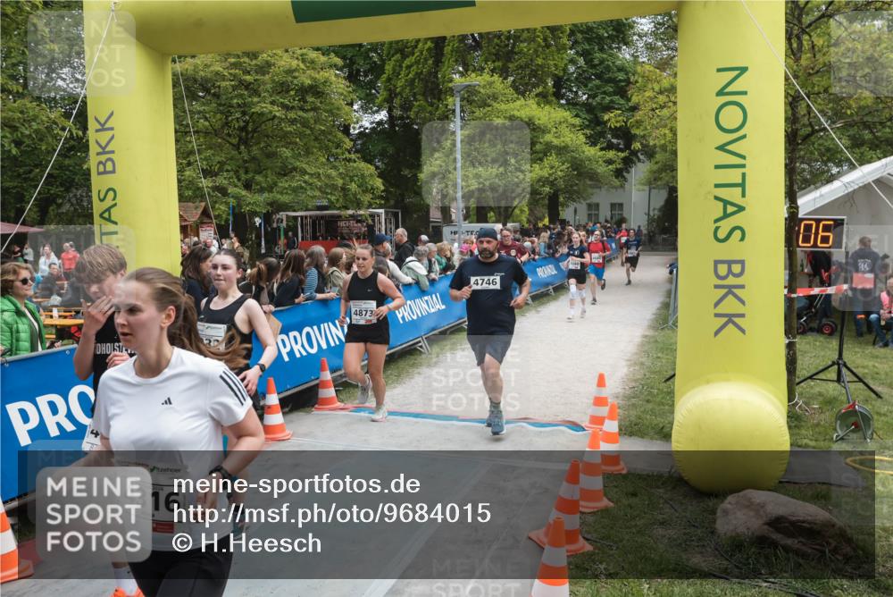 09.05.2026 - Störlauf H.Heesch http://msf.ph/oto/9684015 09.05.2026 19:01:03 Ziel 4316, 4873, 4746, 06 meine-sportfotos.de