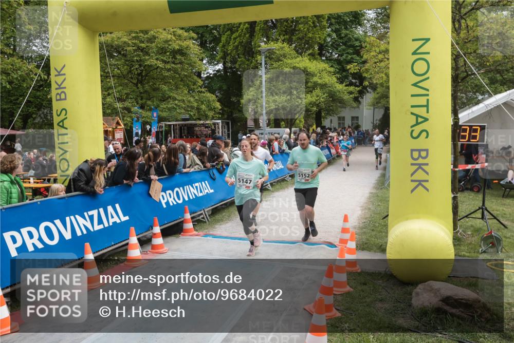 09.05.2026 - Störlauf H.Heesch http://msf.ph/oto/9684022 09.05.2026 19:01:29 Ziel 5147, 152, 88 meine-sportfotos.de