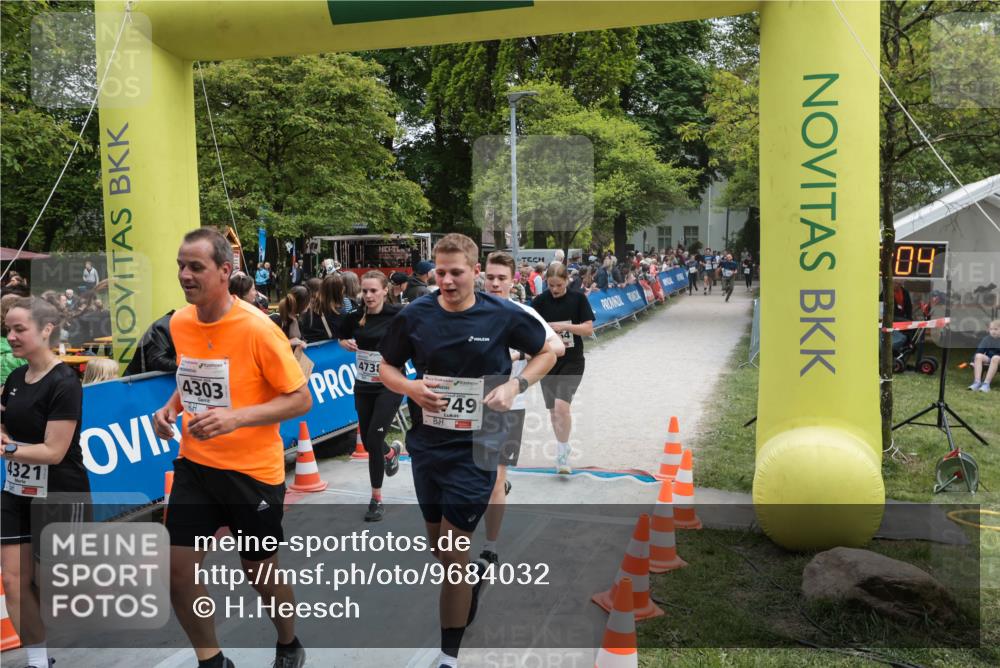 09.05.2026 - Störlauf H.Heesch http://msf.ph/oto/9684032 09.05.2026 19:02:01 Ziel 43211, 4303, 49 meine-sportfotos.de