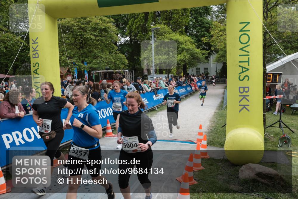09.05.2026 - Störlauf H.Heesch http://msf.ph/oto/9684134 09.05.2026 19:07:27 Ziel 750, 5257, 5004 meine-sportfotos.de