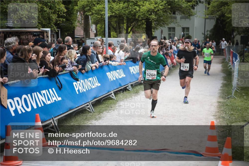 09.05.2026 - Störlauf H.Heesch http://msf.ph/oto/9684282 09.05.2026 18:48:10 Ziel 1, 4513, 5260, 4852 meine-sportfotos.de