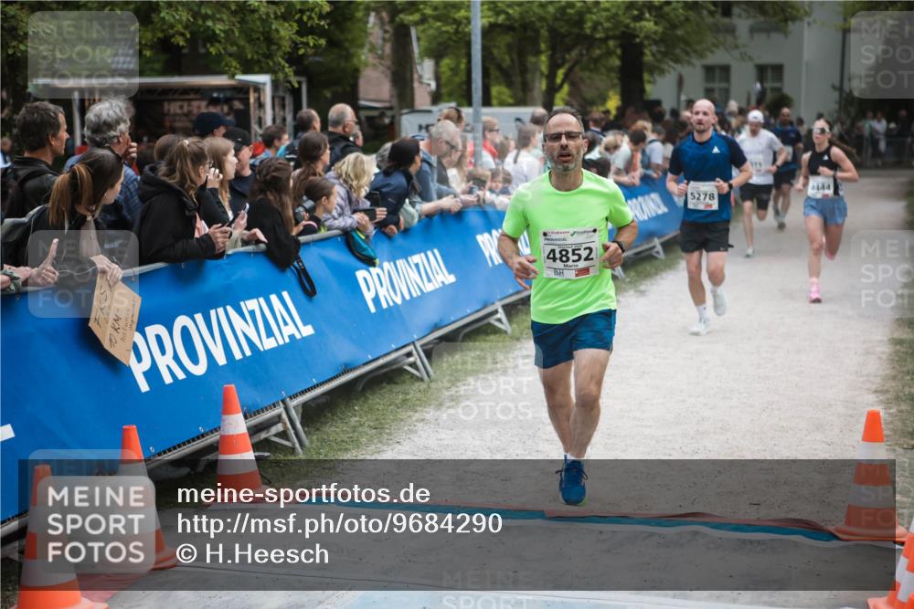 09.05.2026 - Störlauf H.Heesch http://msf.ph/oto/9684290 09.05.2026 18:48:14 Ziel 4852, 5278, 4444 meine-sportfotos.de