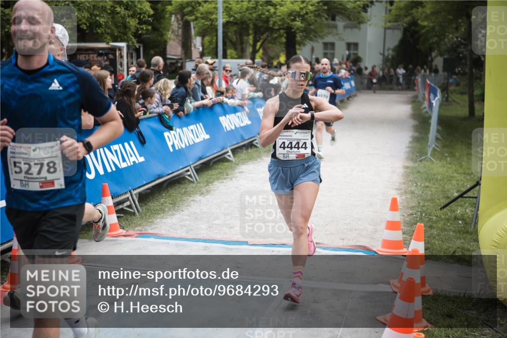 09.05.2026 - Störlauf H.Heesch http://msf.ph/oto/9684293 09.05.2026 18:48:17 Ziel 5278, 4444, 4970 meine-sportfotos.de