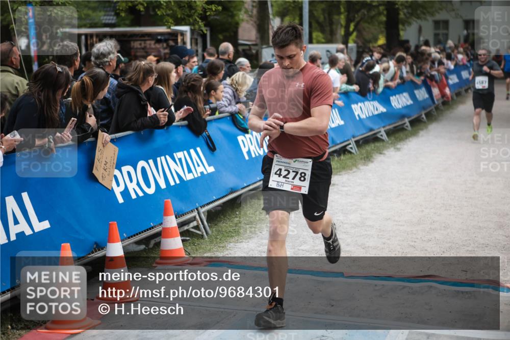 09.05.2026 - Störlauf H.Heesch http://msf.ph/oto/9684301 09.05.2026 18:48:27 Ziel 4278, 1587 meine-sportfotos.de
