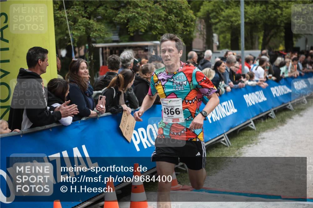 09.05.2026 - Störlauf H.Heesch http://msf.ph/oto/9684400 09.05.2026 18:49:53 Ziel 4366 meine-sportfotos.de