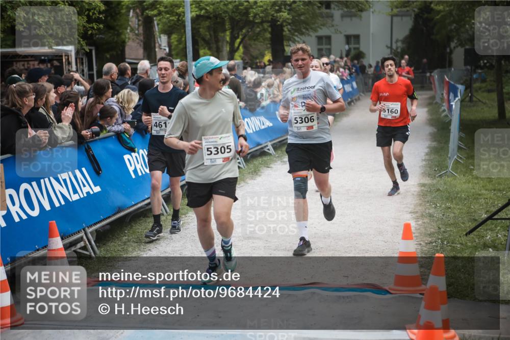09.05.2026 - Störlauf H.Heesch http://msf.ph/oto/9684424 09.05.2026 18:50:13 Ziel 461, 5305, 5306, 160 meine-sportfotos.de