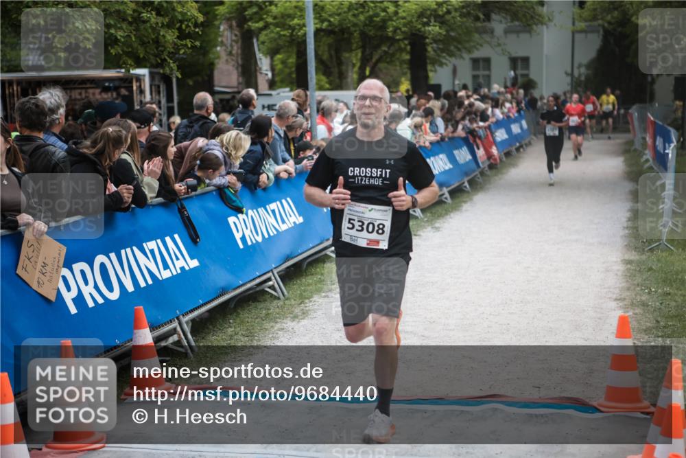 09.05.2026 - Störlauf H.Heesch http://msf.ph/oto/9684440 09.05.2026 18:50:22 Ziel 10, 5308 meine-sportfotos.de