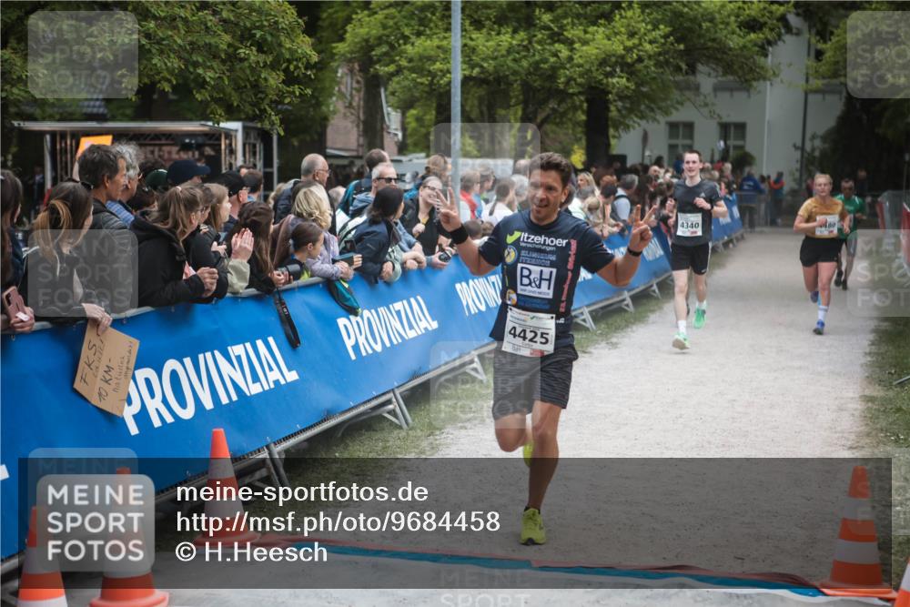 09.05.2026 - Störlauf H.Heesch http://msf.ph/oto/9684458 09.05.2026 18:50:35 Ziel 10, 4425, 4340, 80 meine-sportfotos.de