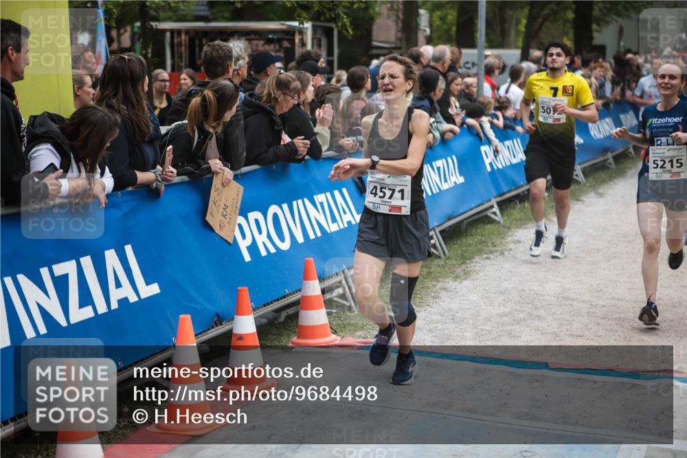 09.05.2026 - Störlauf H.Heesch http://msf.ph/oto/9684498 09.05.2026 18:51:06 Ziel 4571, 50, 5215 meine-sportfotos.de